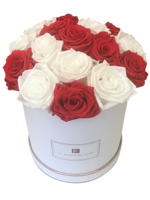 Dome-Shaped Pattern Arrangement of Roses That Last a Year in a Medium Round Box