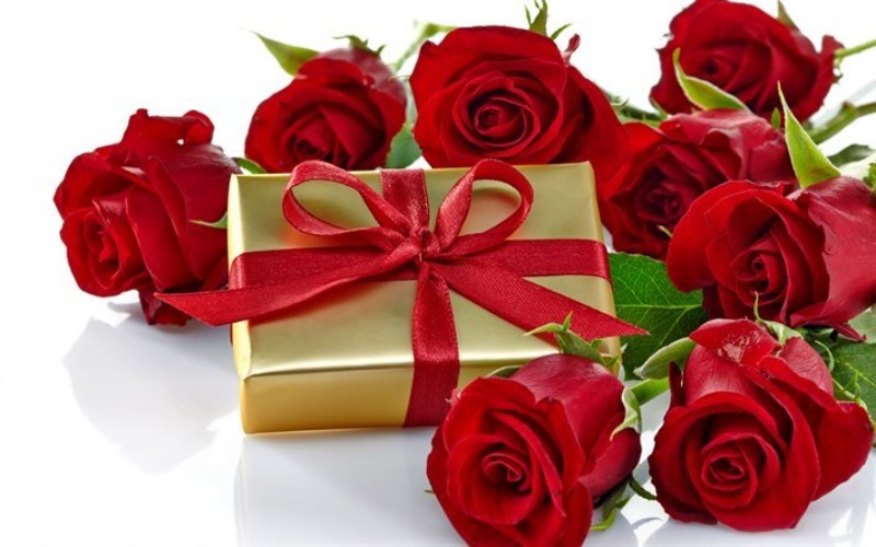 Gifting Red Roses for Special Occasions